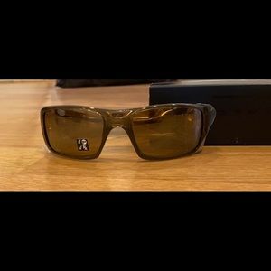 NEW IN BOX Oakley polarized Crankshaft sunglasses